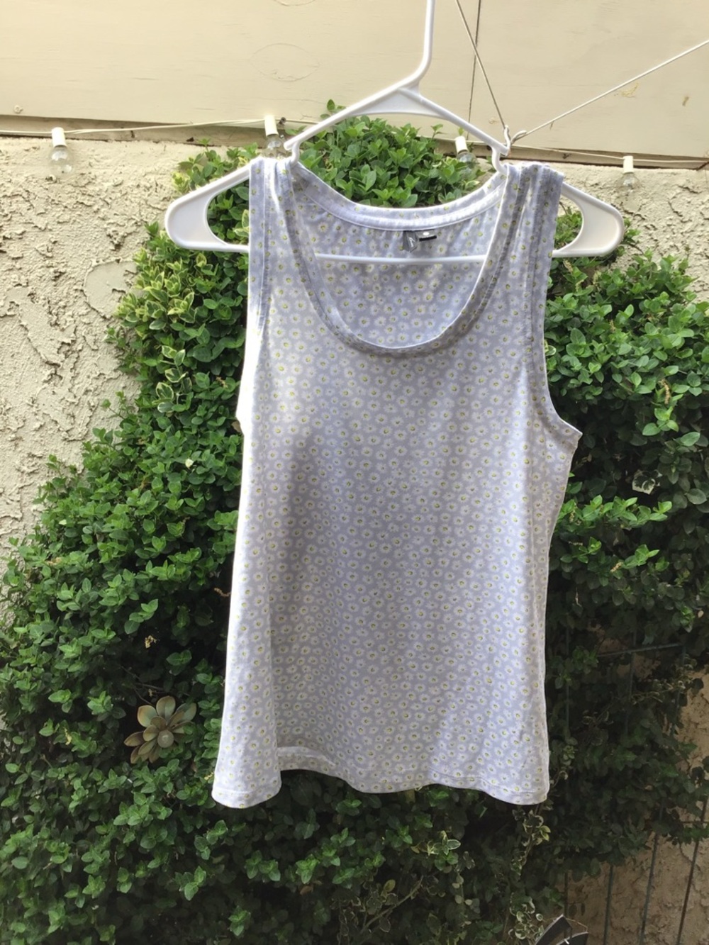 Kensie Lavender Floral Scoop Neck Tank Top